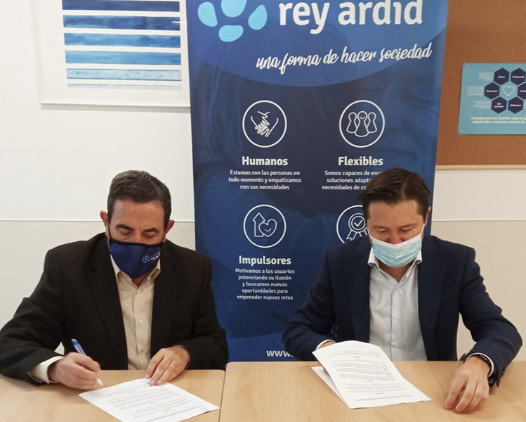 Firma entre Podoactiva y Fundación Rey Ardid