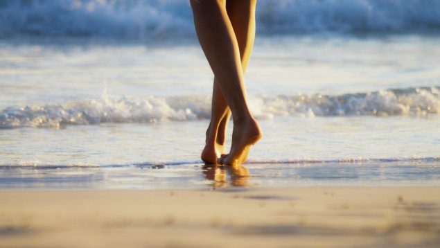 Atención a los pies en verano: ocho consejos para que luzcan sanos y cuidados