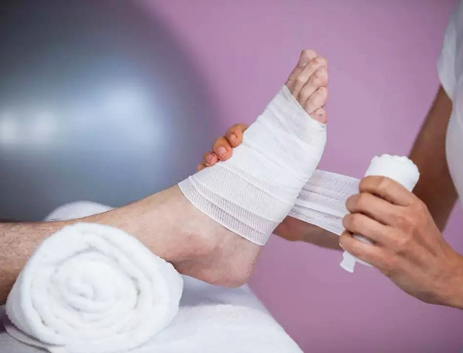 Heridas y cortes en los pies, ¿qué hacer si los sufrimos en la playa?