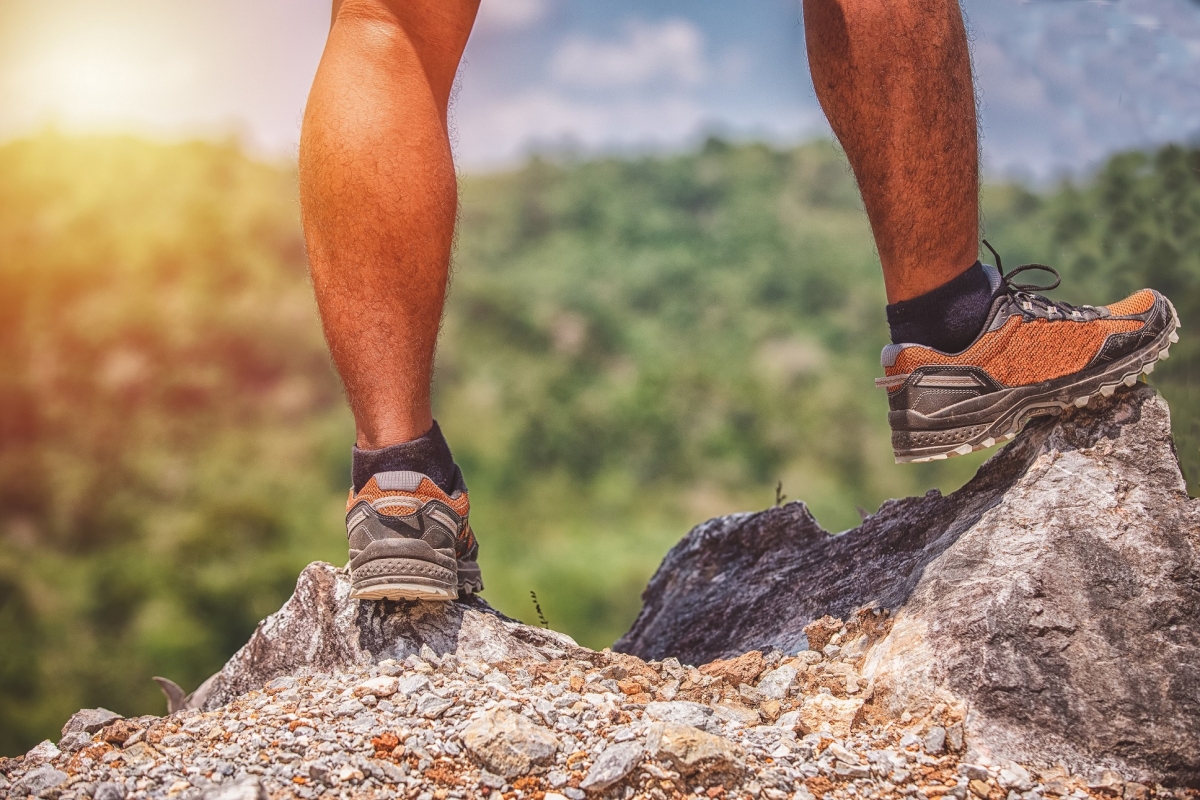 de montaña ¿qué es mejor, zapatillas o botas? - Podoactiva. Líderes en Podología